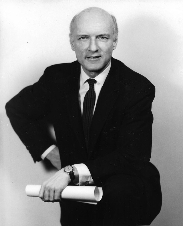 Năm 1960, một nhà vật lý dự báo thế giới sẽ đi đến hồi kết vào năm 2026 - Ảnh 1