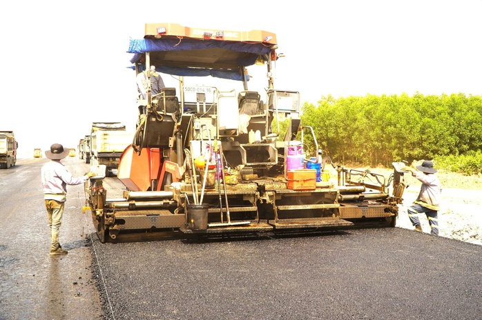 Hình ảnh thi công xuyên Tết ở sân bay Long Thành, cao tốc Biên Hòa - Vũng Tàu - Ảnh 12