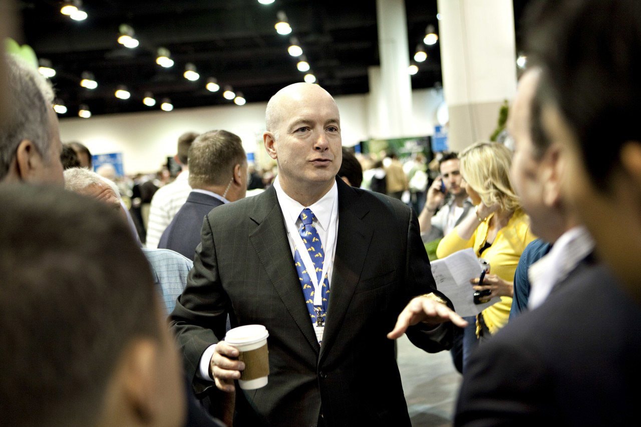 Mất ghế CEO vì 3 triệu USD: Warren Buffett nổi giận vì bị phản bội niềm tin, gạch bỏ thẳng tay người kế nhiệm mình từng ca ngợi - Ảnh 2