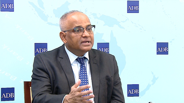 Giám đốc quốc gia ADB: Thành quả kinh tế của Việt Nam năm 2025 rất ấn tượng - Ảnh 1
