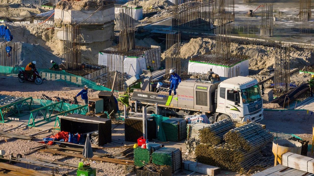 Chuyên gia: Việc để "đứt gãy" nguồn cung vật liệu xây dựng chẳng khác nào xây một cỗ máy tăng trưởng mạnh mẽ nhưng lại thiếu nhiên liệu vận hành - Ảnh 1