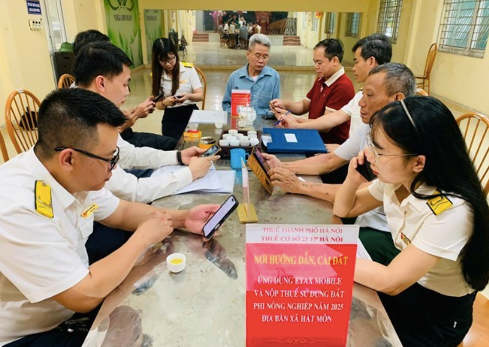 Cải cách thuế: Vì sao người dân, doanh nghiệp vẫn 'mệt mỏi'? - Ảnh 1