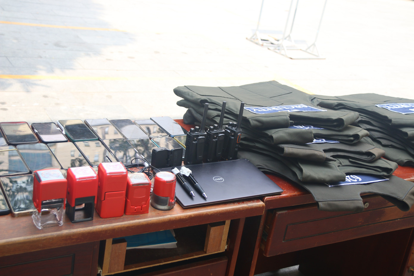 Bắt thêm 7 đối tượng trong đường dây đòi nợ thuê núp bóng hợp đồng mua bán nợ - Ảnh 2