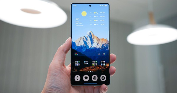 Samsung sắp làm được điều ai cũng mong chờ: Không còn bị "cạnh khóe" là kém điện thoại Trung Quốc nữa rồi?