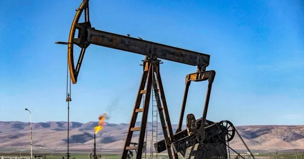 Giá dầu có thể xuống dưới 60 USD/thùng trong năm 2026