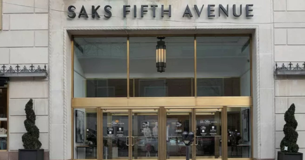 Chuỗi cửa hàng bách hóa hơn 100 năm tuổi xem xét thủ tục phá sản, nợ hơn 100 triệu USD