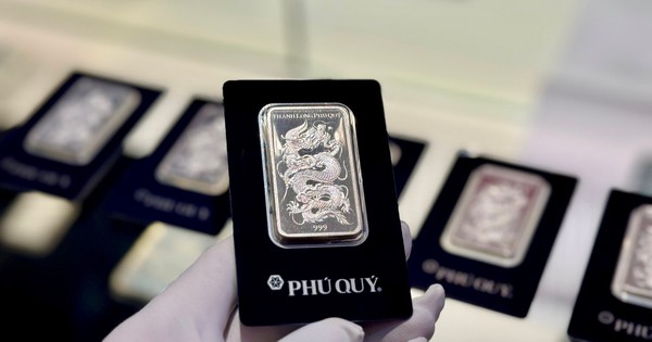 Giá bạc quay đầu tăng mạnh