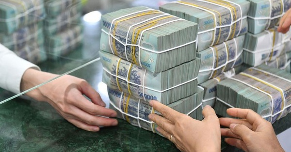 Quy định mới về mua, chuyển nhượng cổ phần trở thành cổ đông lớn của ngân hàng