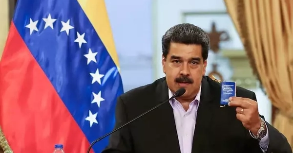 Thụy Sĩ tuyên bố đóng băng tài sản của Tổng thống Venezuela Nicolas Maduro