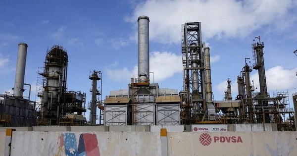 Giấc mơ dầu mỏ Venezuela của ông Trump đối mặt với thực tế phũ phàng trị giá 100 tỷ USD