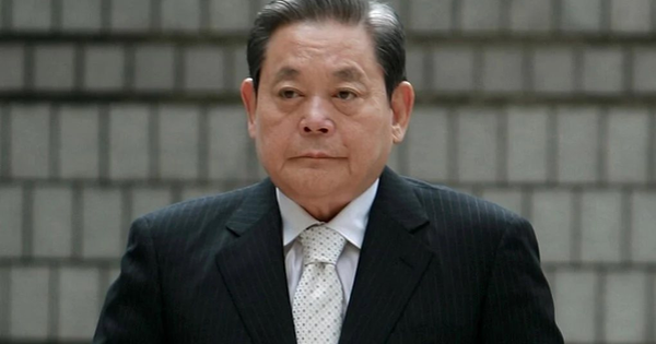 Chất lượng quá tệ, "bán 10 cái thì 1 cái hỏng", Samsung giận dữ ra lệnh đốt luôn 150.000 chiếc điện thoại