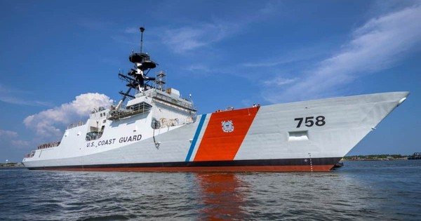 Tàu mạnh nhất của Tuần duyên Mỹ muốn bắt giữ tàu chở dầu Bella 1 mang cờ Nga