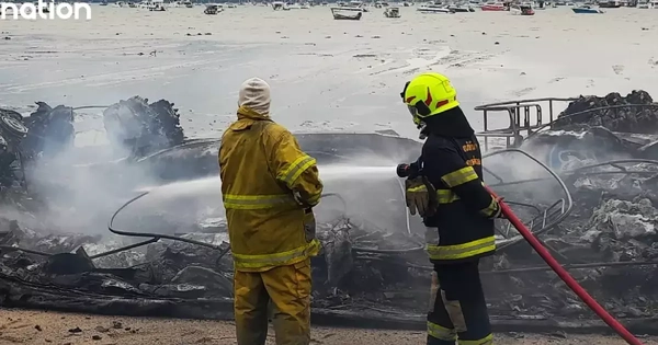 Hơn 20 tàu cao tốc bị thiêu rụi trong vụ hỏa hoạn tại Thái Lan