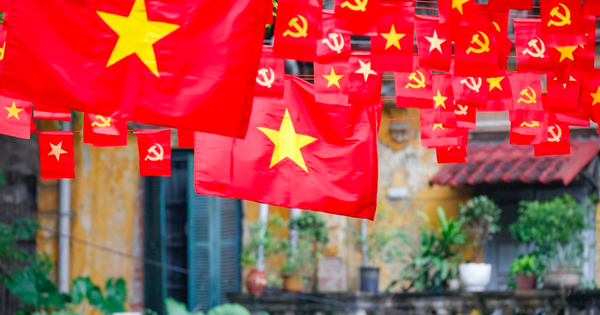 Việt Nam vừa có một năm tăng trưởng gần gấp đôi Singapore