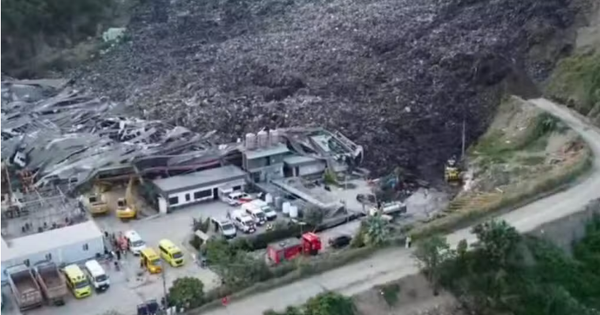 Sạt lở núi rác khổng lồ, 1 người tử vong, 38 người mất tích