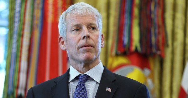 Mỹ tuyên bố bán dầu của Venezuela vô thời hạn