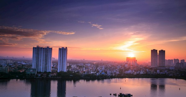 Quy mô GDP đạt 514 tỷ USD năm 2025, chuyên gia quốc tế dự báo thời điểm kinh tế Việt Nam sẽ vượt Singapore, Thái Lan