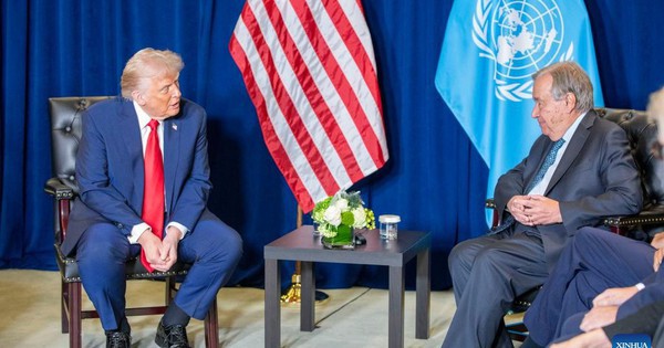 Dấn tới để thoát khó