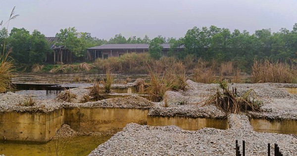 Dự án 250 tỉ đồng "chết yểu" ngay đường lên huyệt đạo thiêng