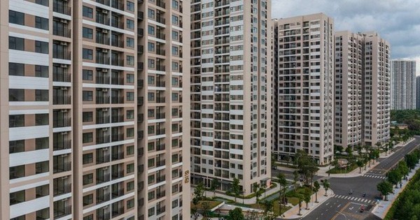 Người bán nhà than: “Sốt giá chung cư nhưng tôi rao bán gần 3 tháng chưa có người chốt”