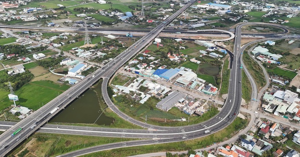 Hình hài “siêu nút giao” tại 3 tuyến cao tốc trọng điểm phía Nam