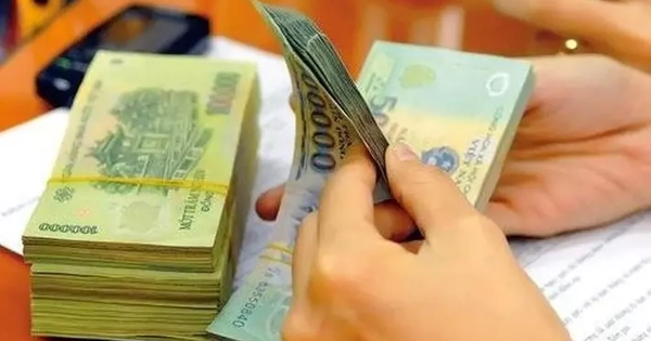 Sớm điều chỉnh tiền lương, ổn định đời sống cho cán bộ, công chức, người nghỉ hưu