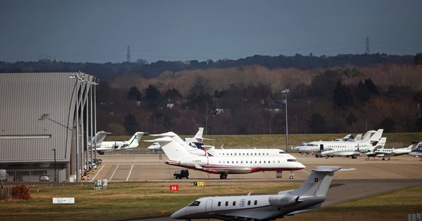 Giới siêu giàu chỉ mất 10 ngày để thải lượng carbon của cả năm