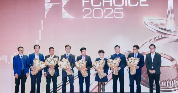 Vì sao Nhật Bản, Hàn Quốc đang gặp nhiều khó khăn nhưng Việt nam lại phừng phừng khí thế?