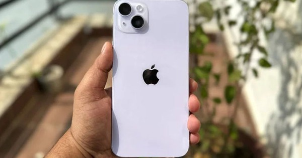 Chiếc iPhone cũ đáng mua nhất hiện nay