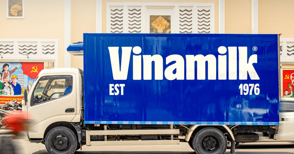 Cổ đông Nhà nước chưa thể thoái bớt vốn Vinamilk, cổ phiếu bất ngờ tăng kịch trần