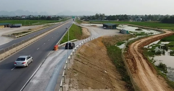 'Thúc' tiến độ trạm dừng nghỉ trên cao tốc Bắc - Nam