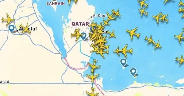 Dấu hiệu nóng: Hàng loạt máy bay tiếp liệu của Mỹ nối nhau rời căn cứ ở Qatar