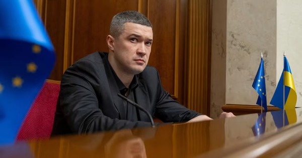 Tân Bộ trưởng Quốc phòng trẻ nhất lần đầu tiết lộ con số "bất ngờ" trong quân đội Ukraine