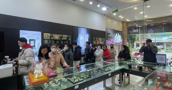 Giá bạc hôm nay 16/1: bật tăng trở lại