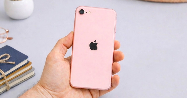 Lộ diện iPhone đầu tiên của năm sắp được Apple trình làng