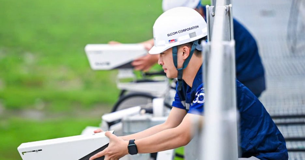 Vì đâu một cổ phiếu công nghệ viễn thông bứt phá vượt đỉnh lịch sử?