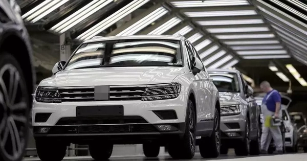 Thuế giảm sâu, ô tô nhập khẩu 'đua giá'