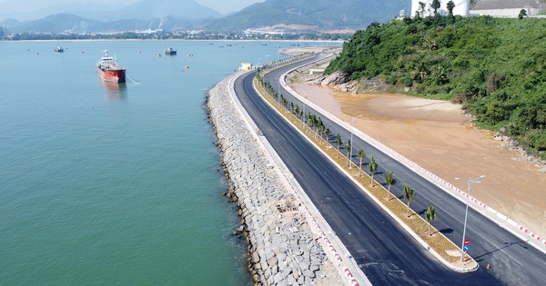 Cận cảnh đại công trường cảng Liên Chiểu trước ngày "về đích"