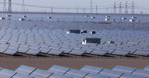 Loạt doanh nghiệp lớn của Trung Quốc dự báo lỗ kỷ lục