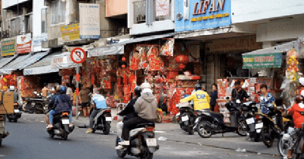 Cảnh tượng bất ngờ ở Chợ Lớn ngày giáp Tết