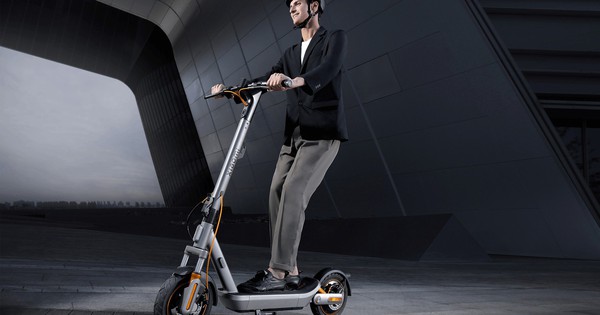 Xiaomi bán xe Scooter chạy 70km/lần sạc, có Apple Find My, giảm xóc xịn, thiết kế gập gọn