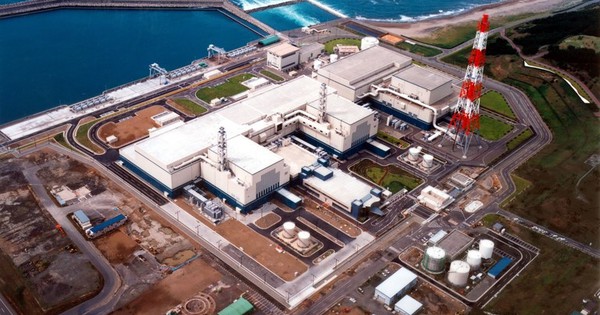 Nguyên do nhà máy điện hạt nhân lớn nhất thế giới ngừng hoạt động?