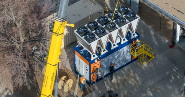 "Huyết mạch thế kỷ" của ngành công nghiệp toàn cầu trước biến động chưa từng có