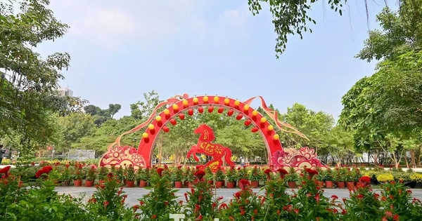 Tận thấy công viên đầu tiên được xây trên 'đất vàng' bỏ hoang ở TPHCM