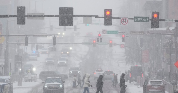 Bão mùa đông càn quét nước Mỹ