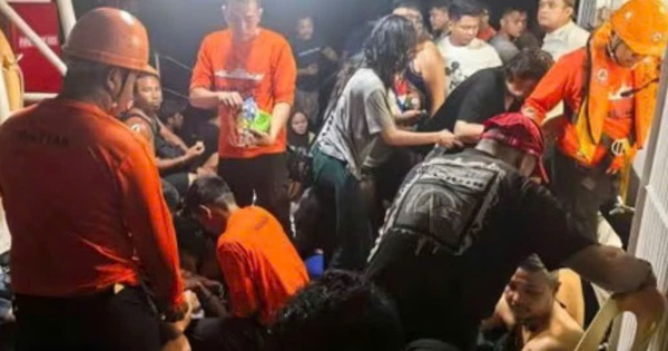 Thảm kịch chìm phà chở ít nhất 350 người ngoài khơi, nhiều người thiệt mạng và hàng chục người vẫn còn mất tích