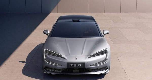 Mẫu sedan chạy điện mạnh 1.300 mã lực, hiện thực hóa giấc mơ 1.000 km – đi từ Hà Nội đến thẳng Phú Yên mới cần sạc