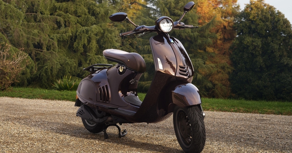 Xem trước Vespa 946 Horse sắp về Việt Nam: Phiên bản giới hạn dành cho người chơi Vespa hệ tuổi ngựa, giá về Việt Nam dễ rơi tầm nửa tỷ