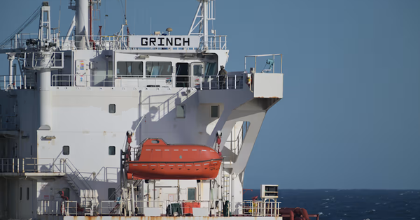 Châu Âu siết “hạm đội bóng tối”, 14 nước đồng loạt ra tay