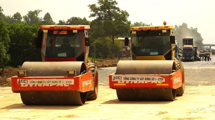 Hình ảnh thi công xuyên Tết ở sân bay Long Thành, cao tốc Biên Hòa - Vũng Tàu - Ảnh 3